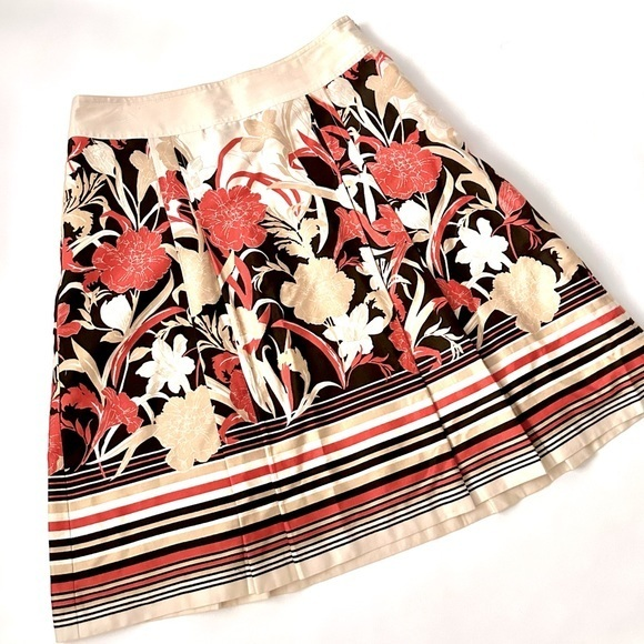 Anne Taylor Cotton Floral Tan Pleated‎ Skirt - Picture 1 of 5